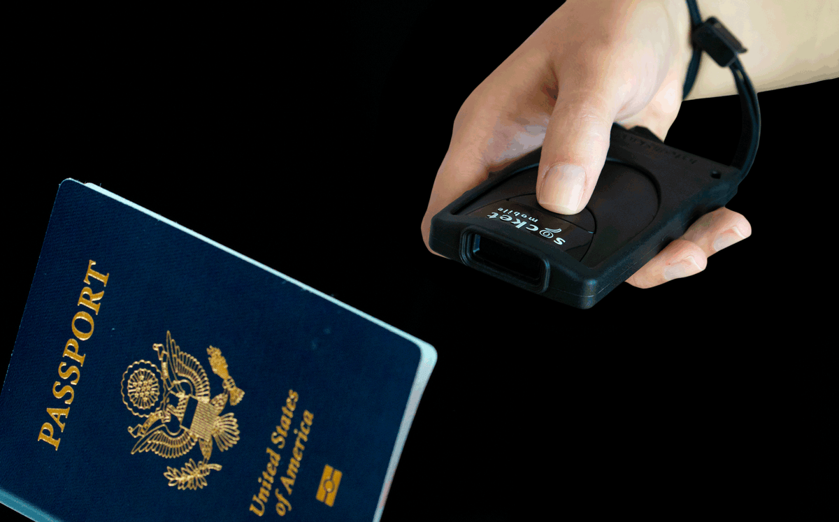 DuraScan® D860 Universal Barcode Scanner & Travel ID Reader - Socket Mobile